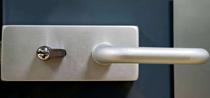 Change Patio Door Locks in Delano, California